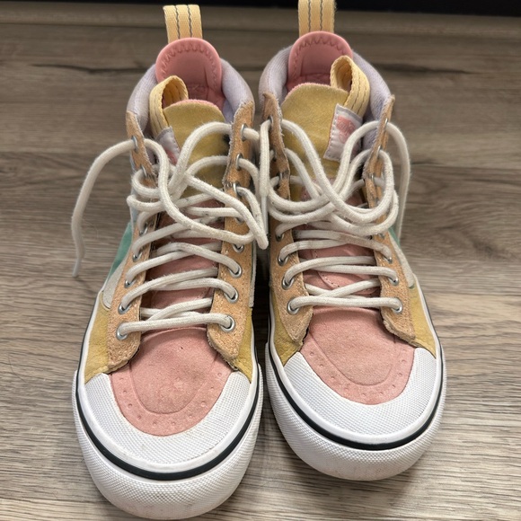 Vans - Picture 2 of 3